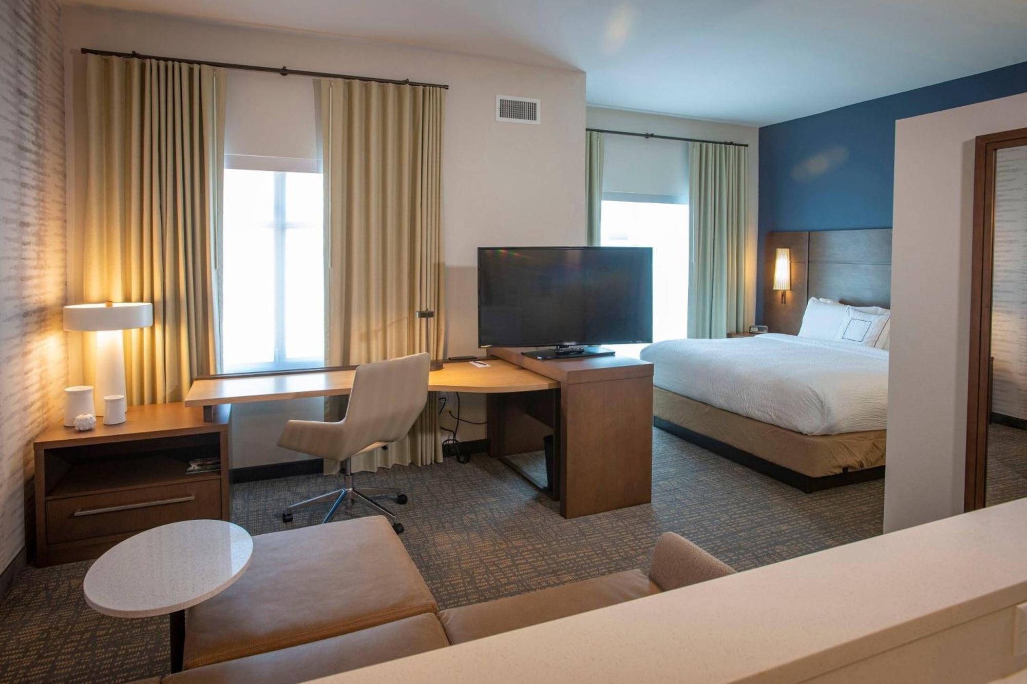 By Marriott Airport/medical Center 3* Pensacola